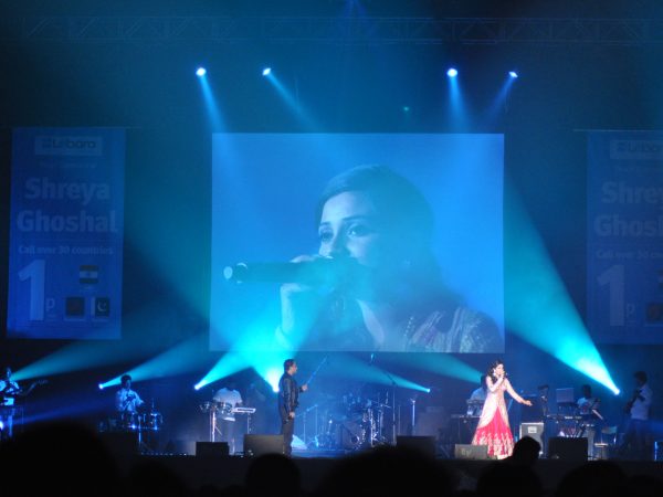 Shreya Ghoshal LIVE @ Wembley Arena – April 2011